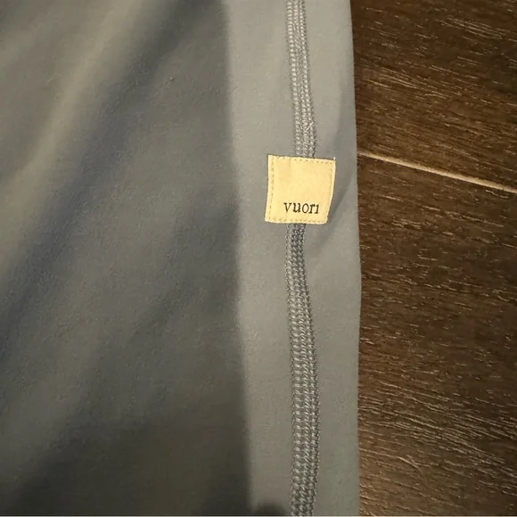 Vuori Joggers Size Small - Picture 2 of 6